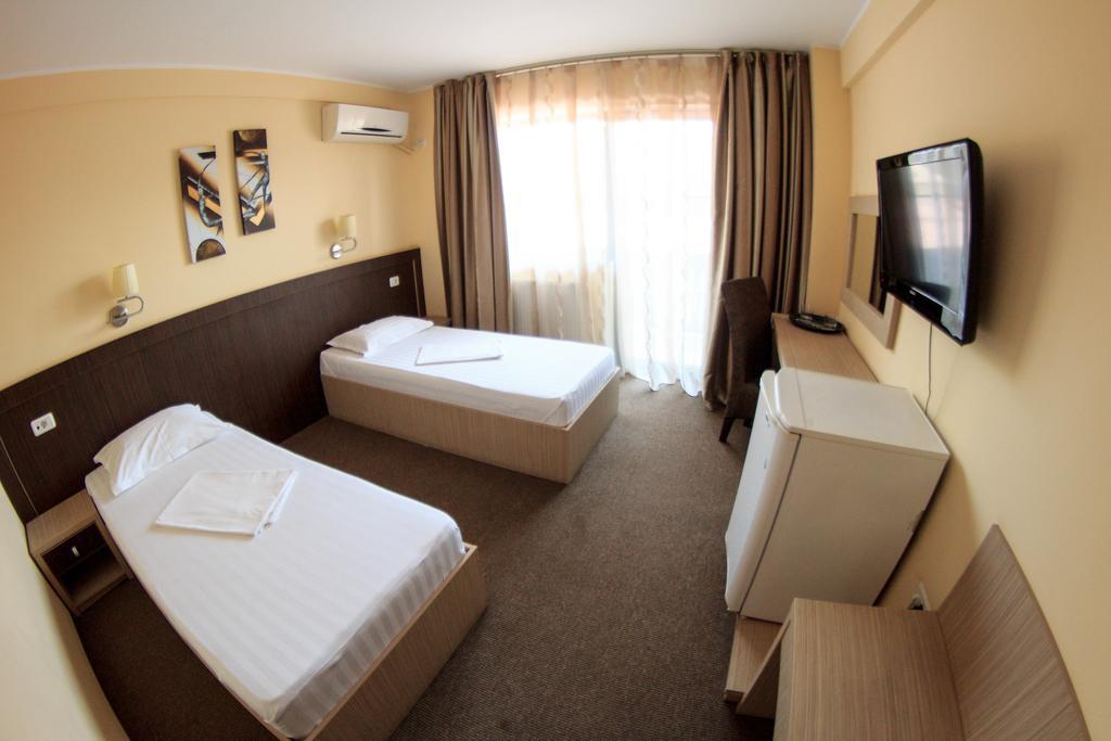 Vila Bueno Sat Vacanta Hotel มามายา ภายนอก รูปภาพ